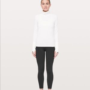 NWT Lululemon Black Fast and Free Leggings!